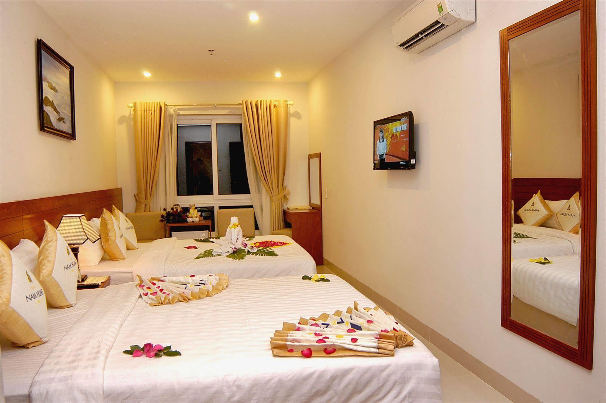 Nam Hung Hotel Nha Trang Eksteriør billede